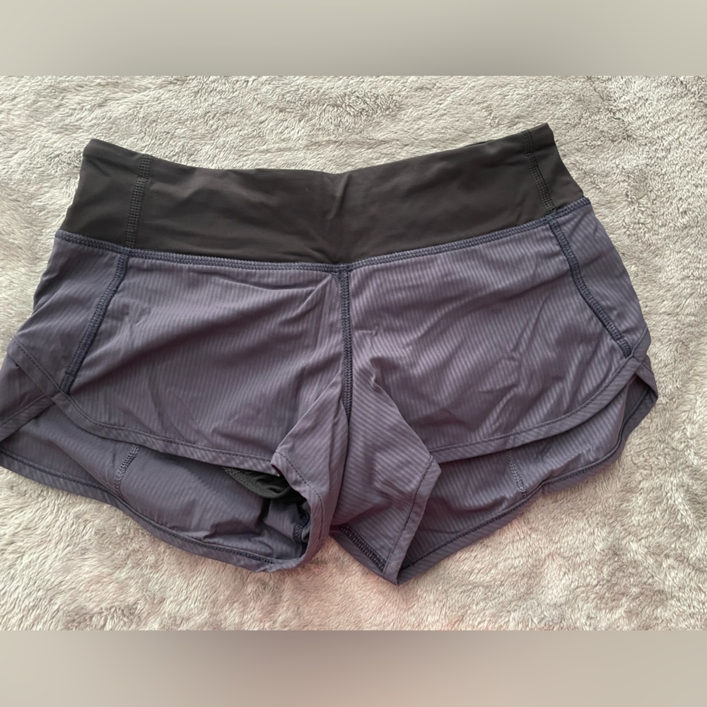 Women’s Lululemon shorts